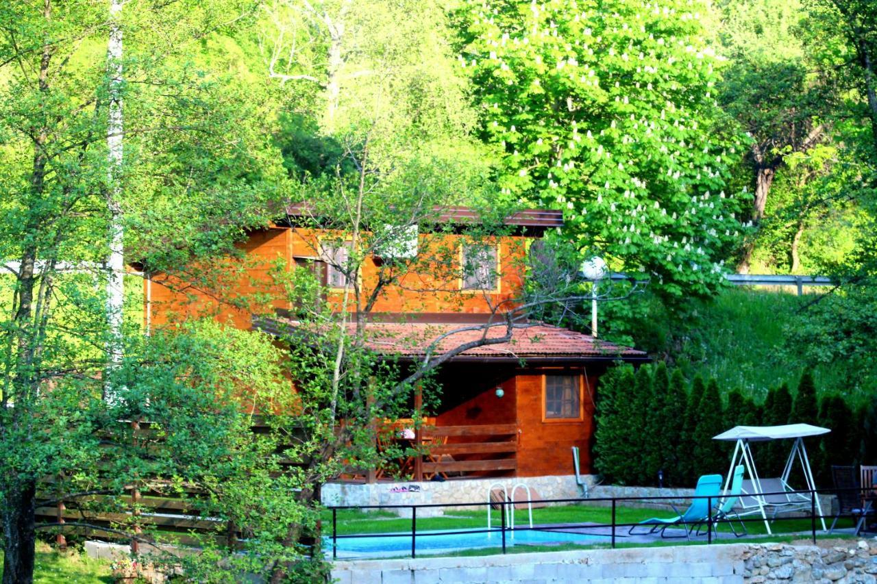 Paradise On The Vrbas River Яйце Екстериор снимка
