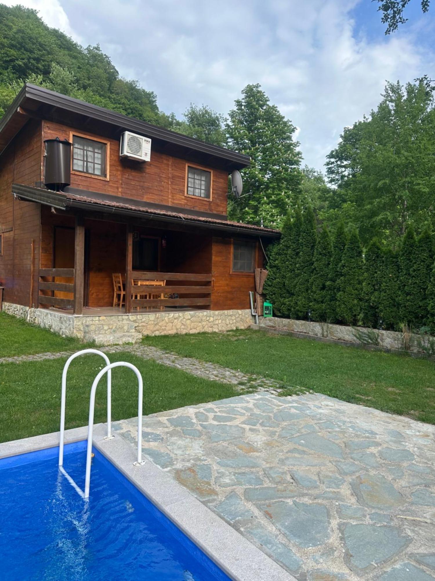 Paradise On The Vrbas River Яйце Екстериор снимка
